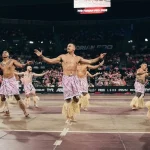 Aidez l'équipe de danse polynésienne « MR MR » de